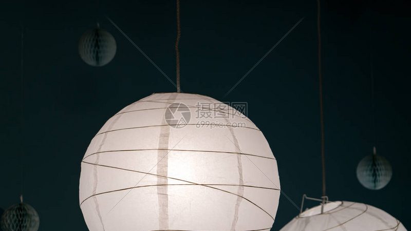 厂房照明灯具选型：如何确保照明效果与安全合规